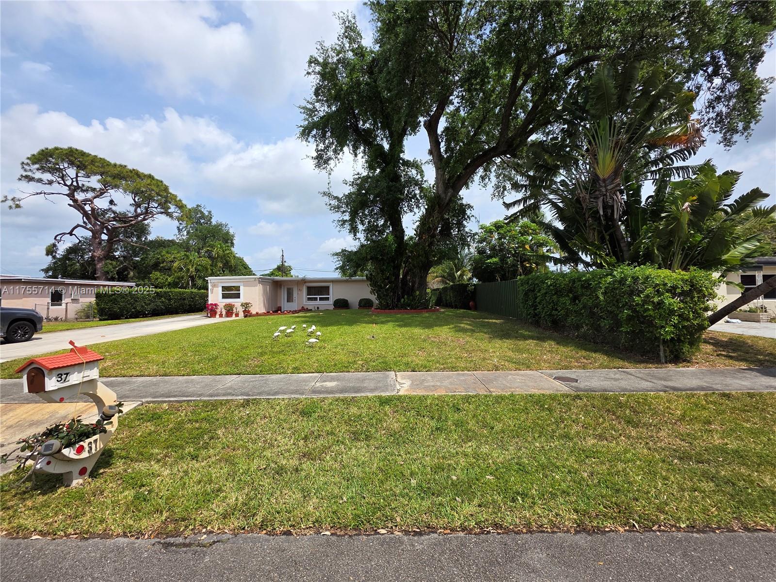 37 Ronald Rd