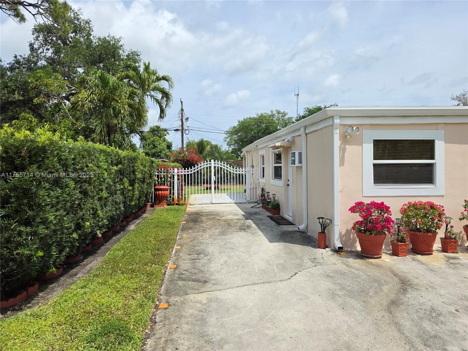 37 Ronald Rd