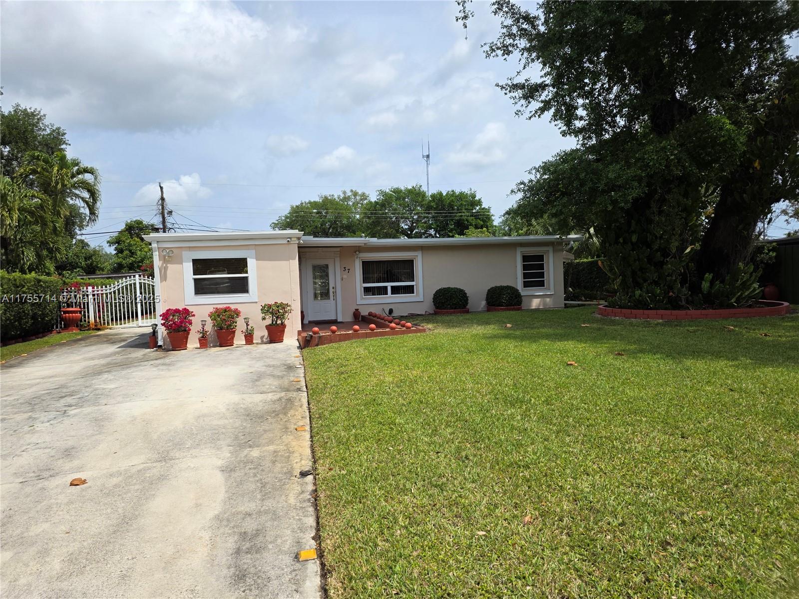 Property for Sale at 37 Ronald Rd, West Park, Broward County, Florida - Bedrooms: 4 
Bathrooms: 2  - $510,000