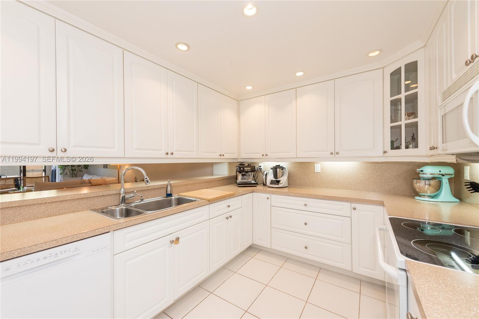 251 Crandon Blvd 141