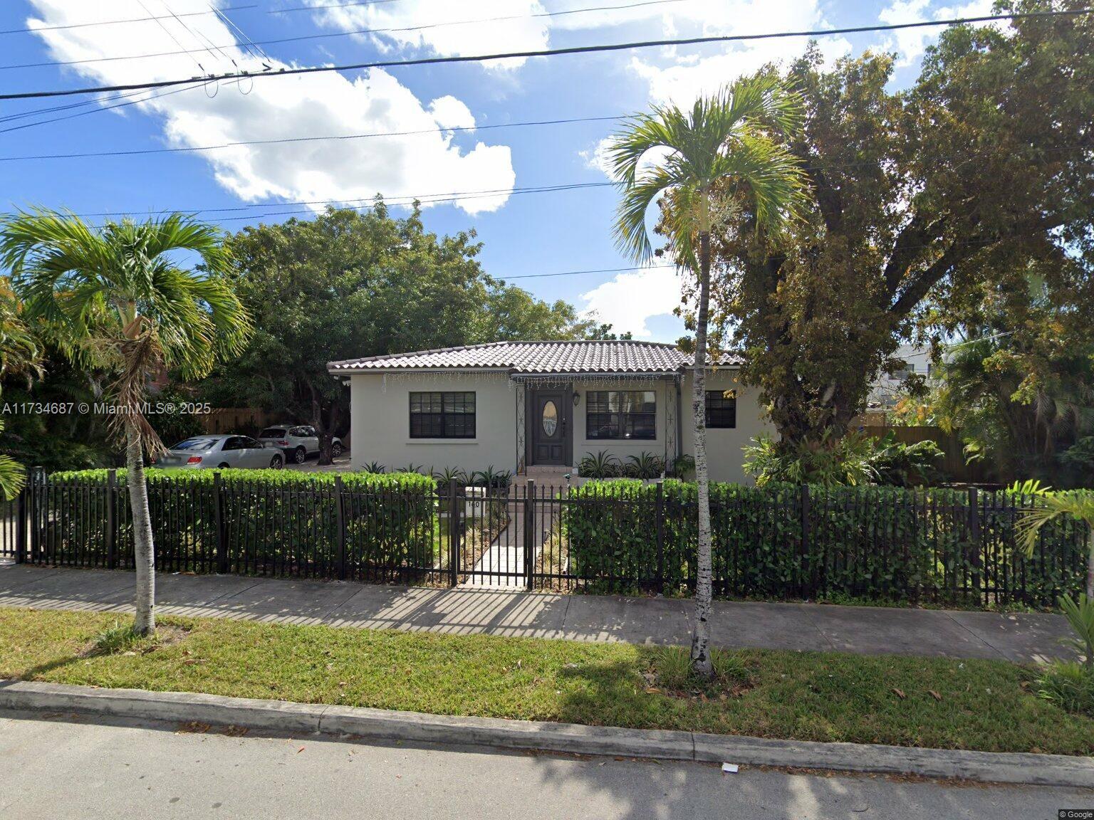 Property for Sale at 160 Nw 39th St, Miami, Broward County, Florida - Bedrooms: 4 
Bathrooms: 2  - $1,699,999