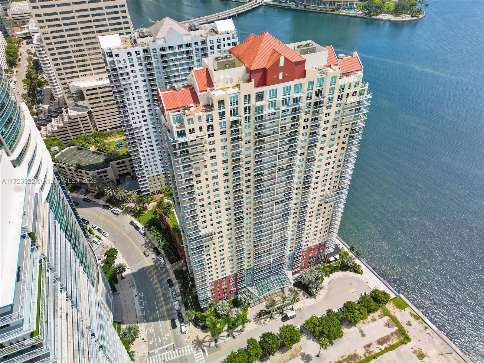 Property for Sale at 1155 Brickell Bay Dr Ph202, Miami, Broward County, Florida - Bedrooms: 2 
Bathrooms: 2  - $950,000
