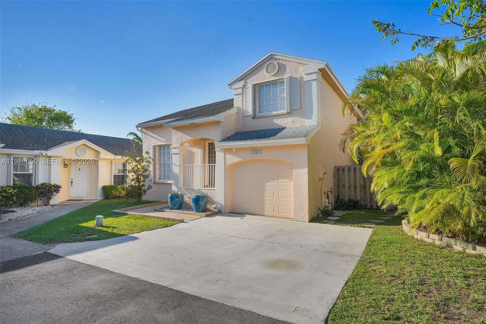 AMARETTO - Residential Lease