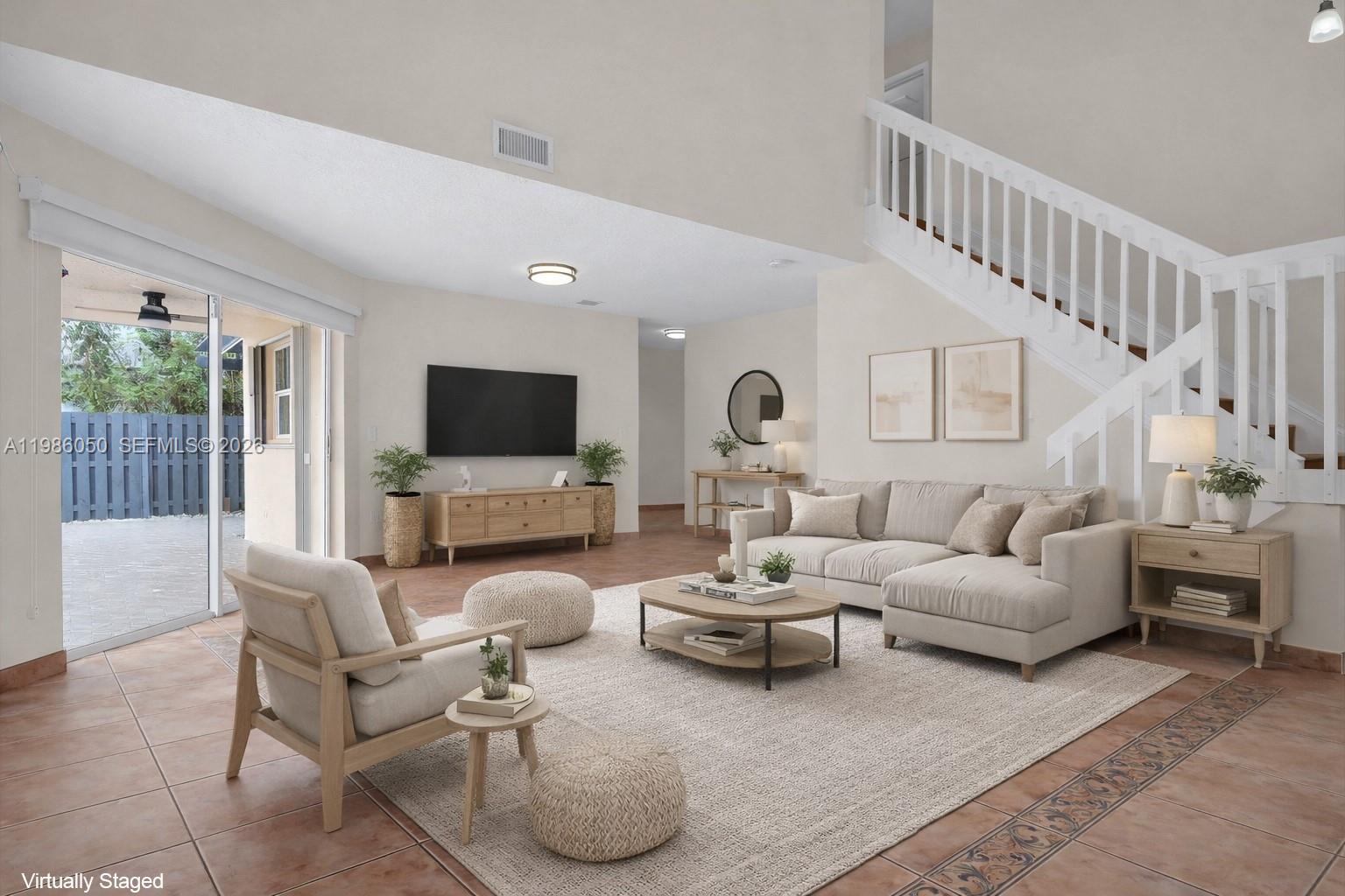 AMARETTO - Residential Lease