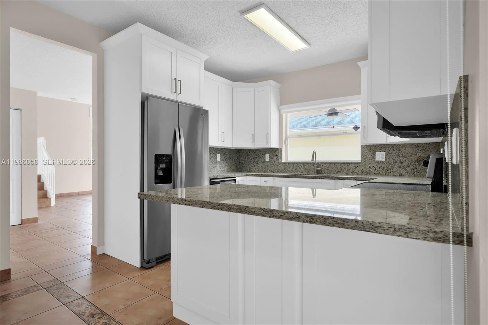 AMARETTO - Residential Lease