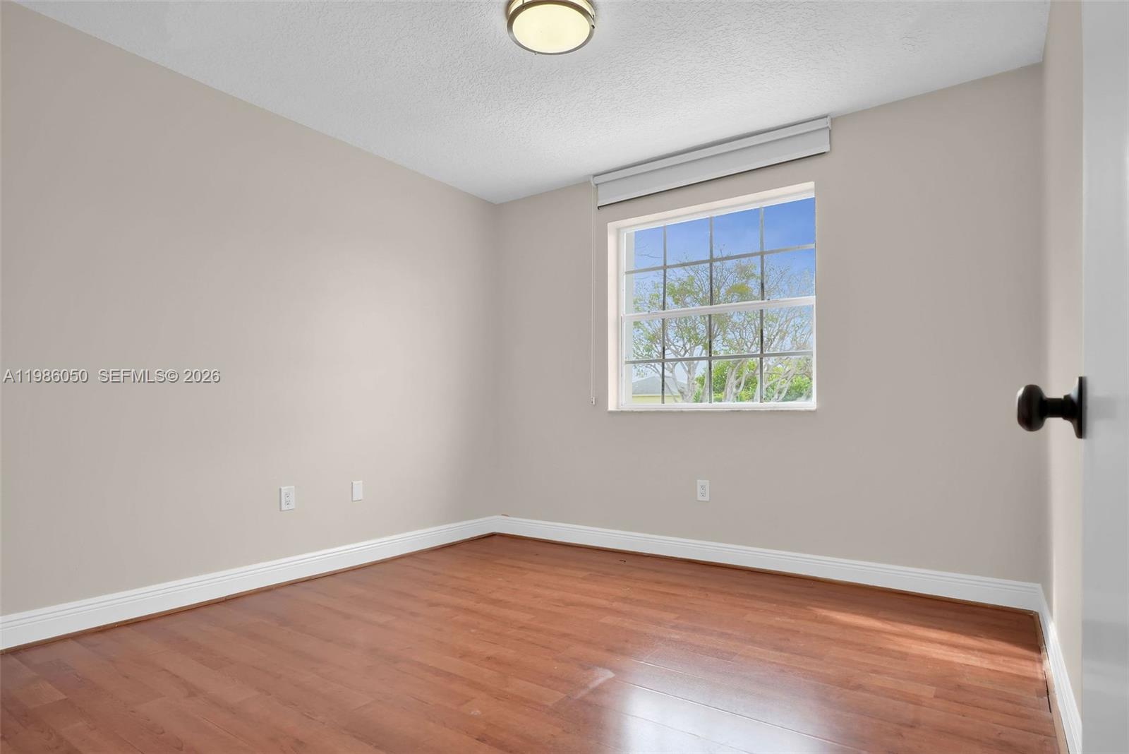 AMARETTO - Residential Lease