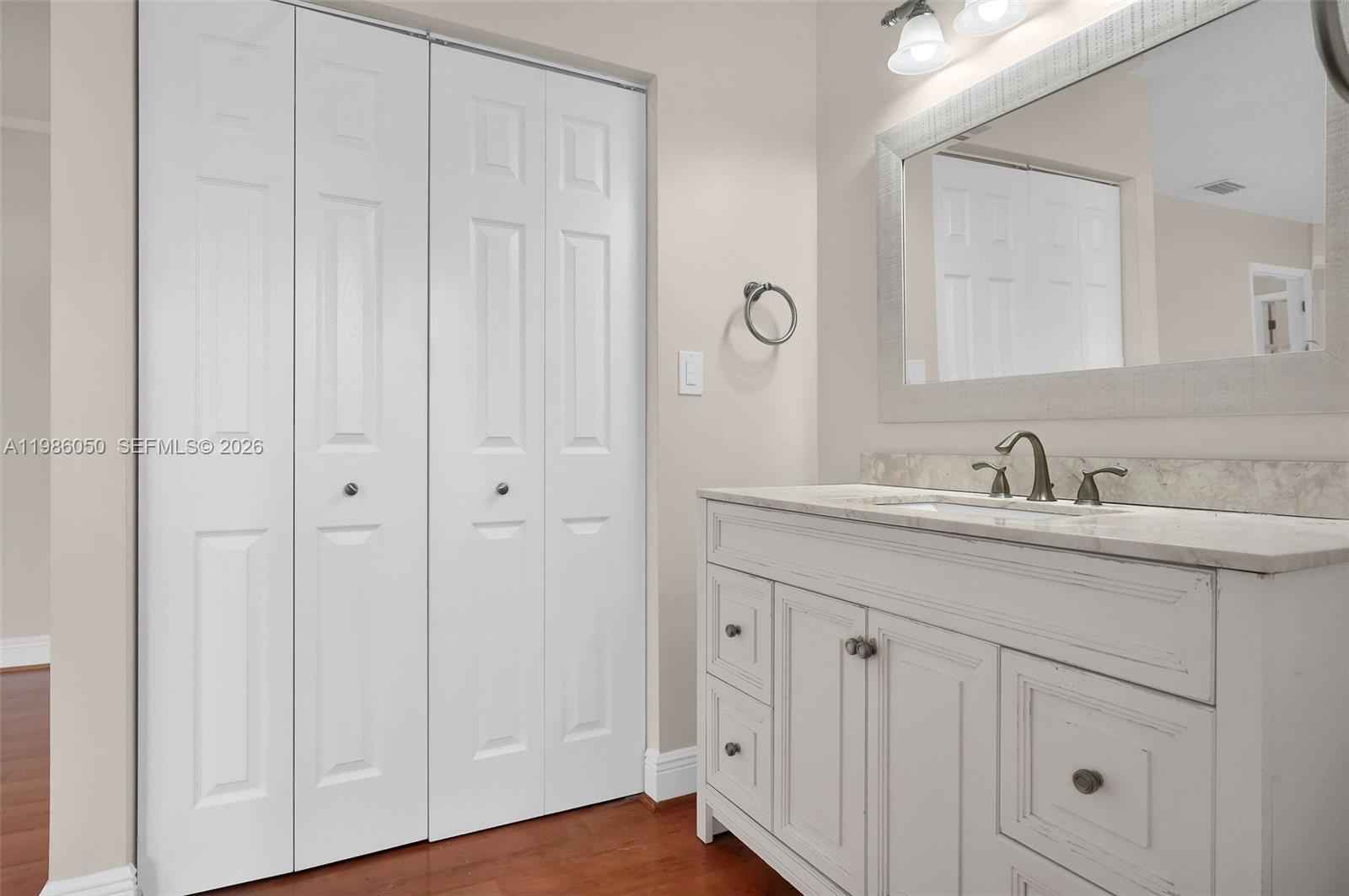 AMARETTO - Residential Lease