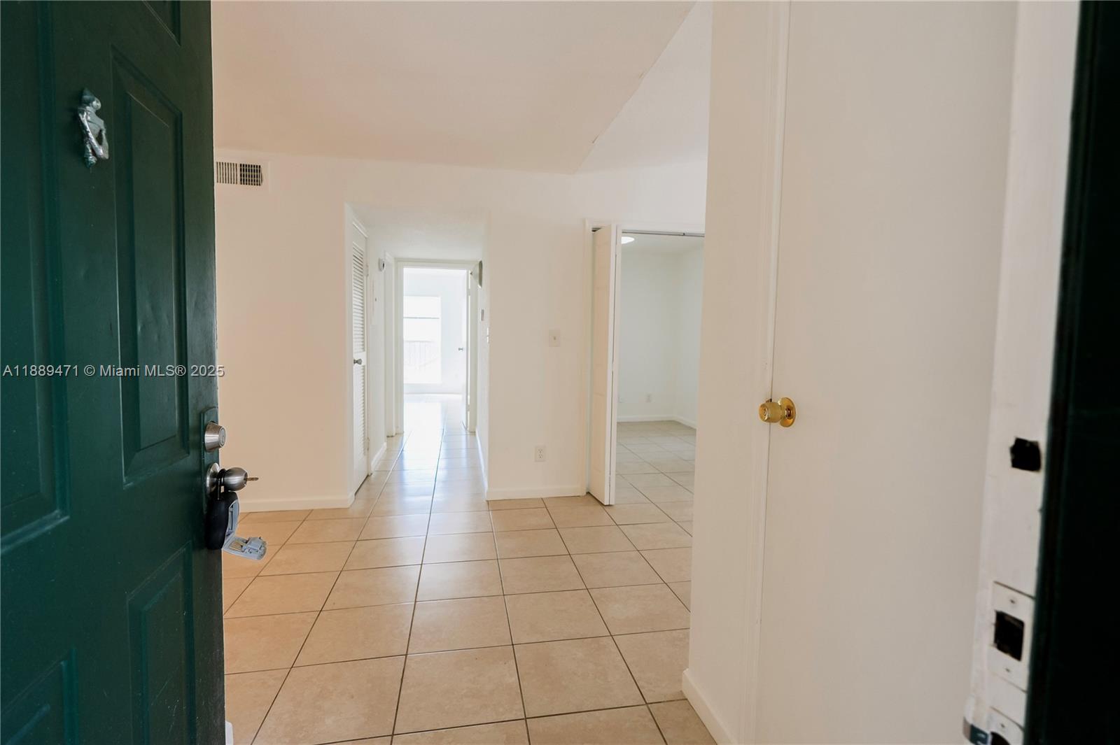SAVANNAH AT RIVERSIDE CON - Residential Lease