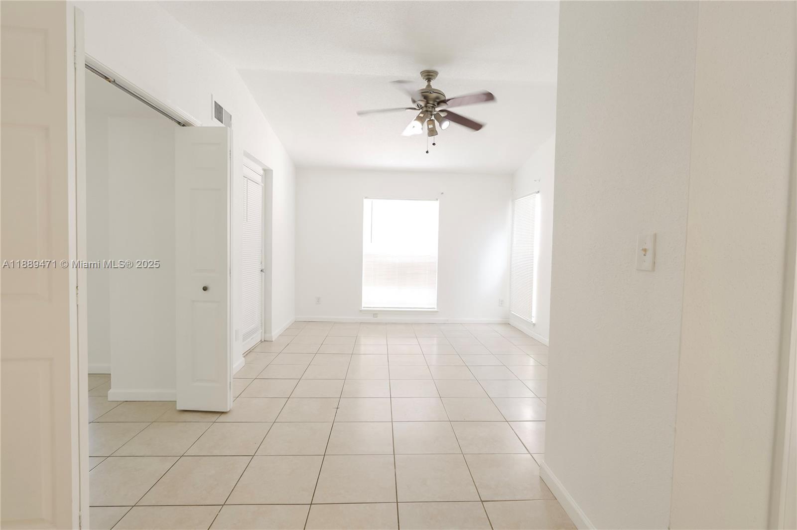 SAVANNAH AT RIVERSIDE CON - Residential Lease