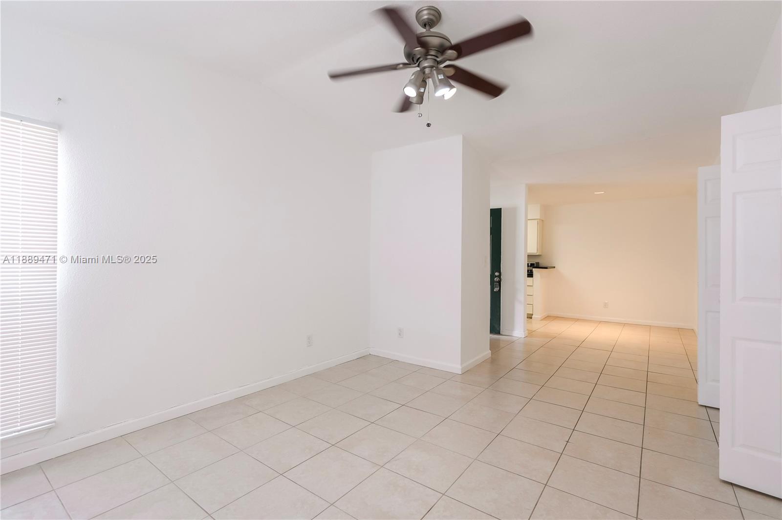 SAVANNAH AT RIVERSIDE CON - Residential Lease