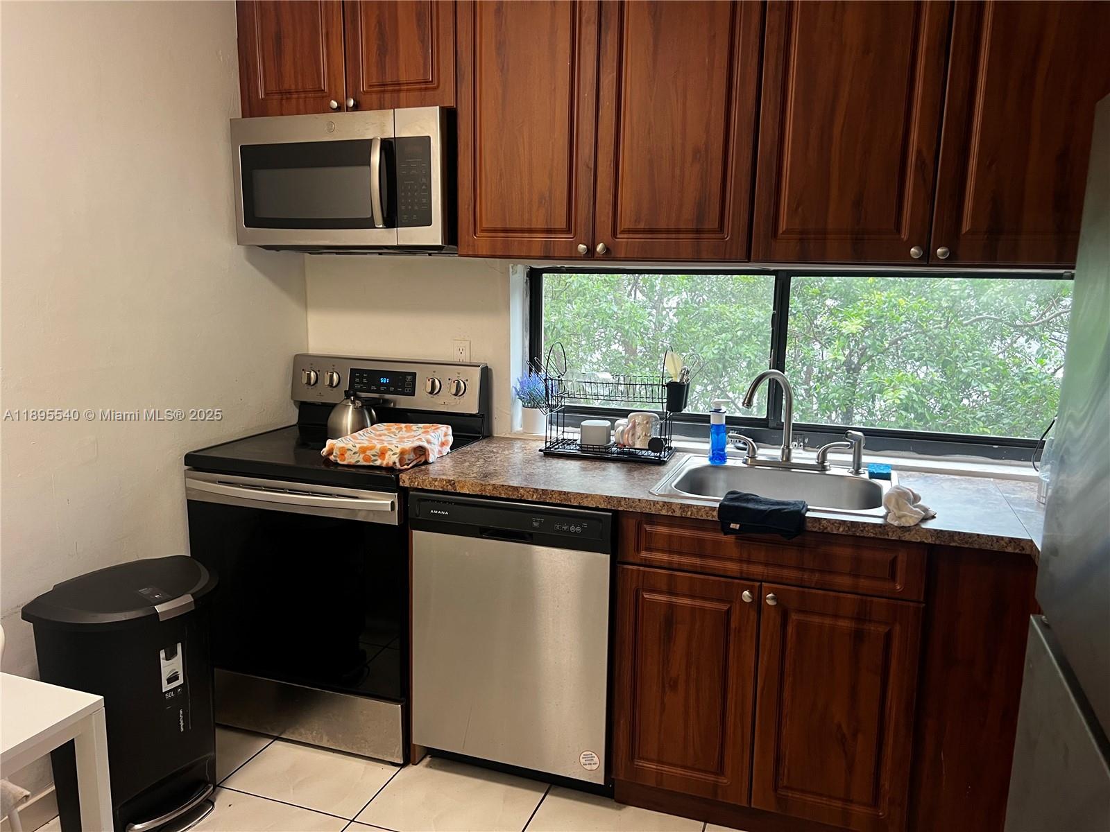 16909 N Bay Rd 421
