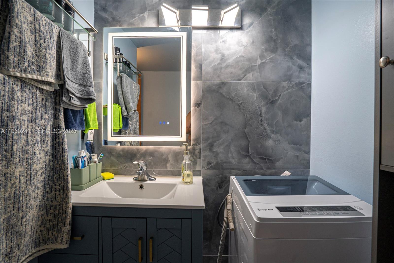 OLYMPUS CONDO PHASE - Residential