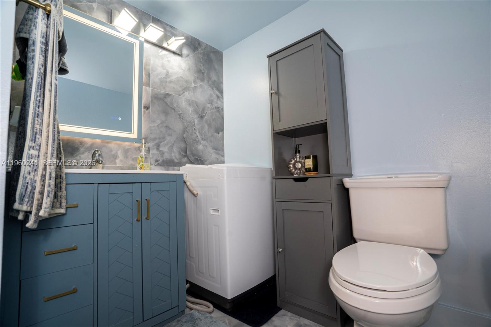 OLYMPUS CONDO PHASE - Residential