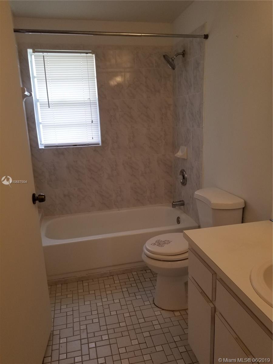 HOLLYWOOD BEACH GARDENS 1 - Residential Lease