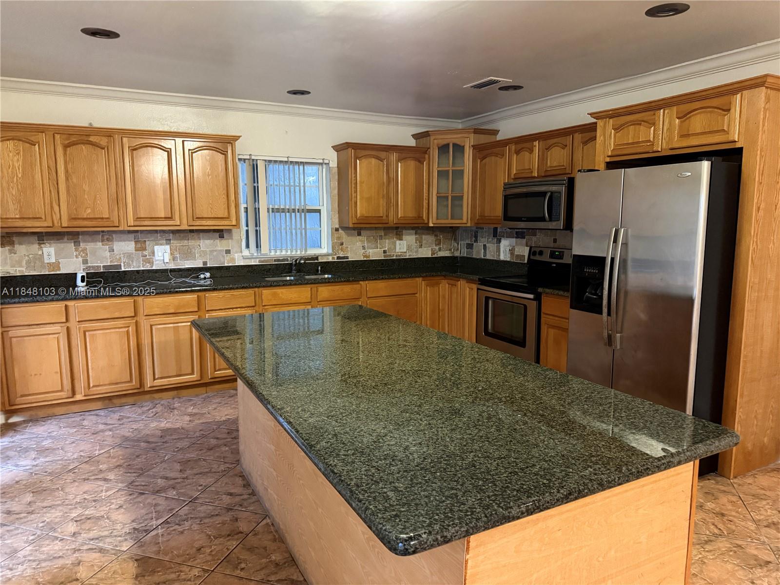 5 bedroom and 3 bath located in cutler landing, recently remodeled, still need a little TLC.