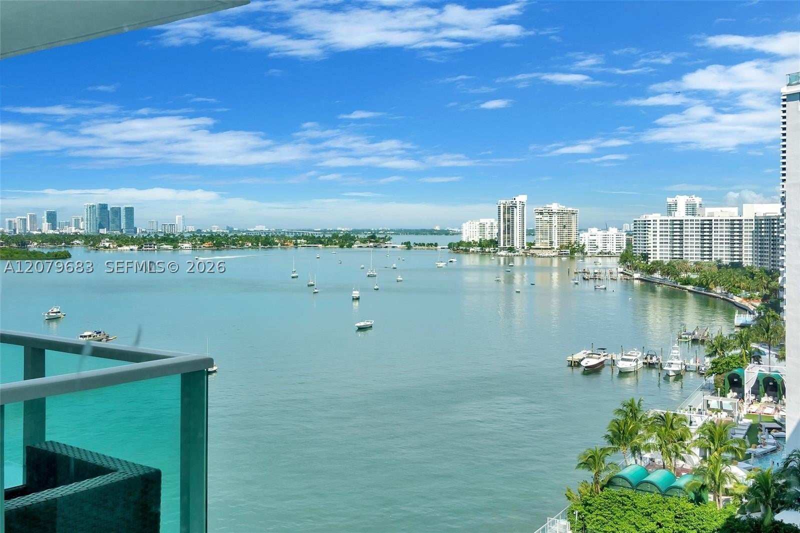 1000 West Ave PH27