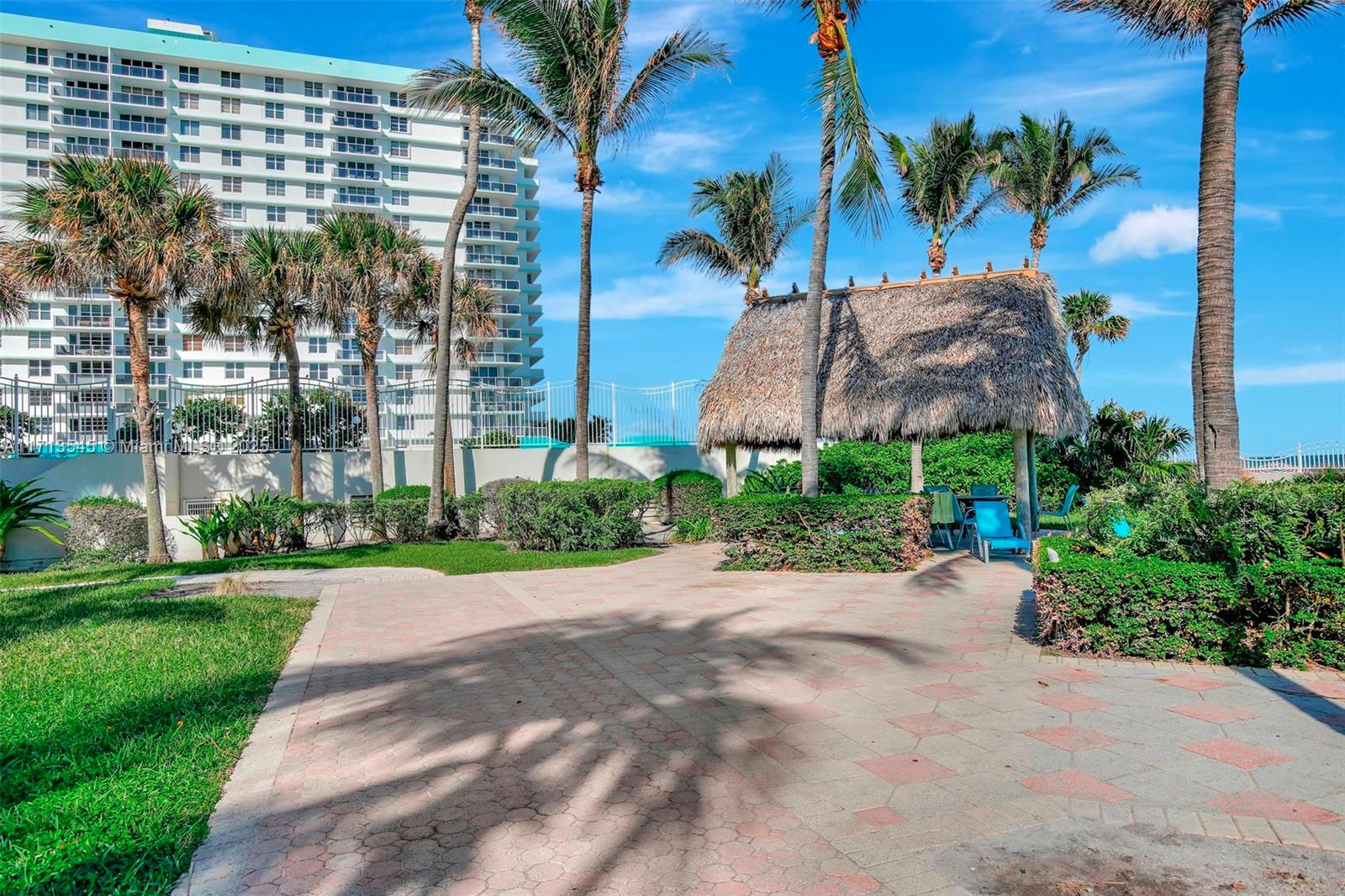 TIDES ON HOLLYWOOD BEACH - Residential