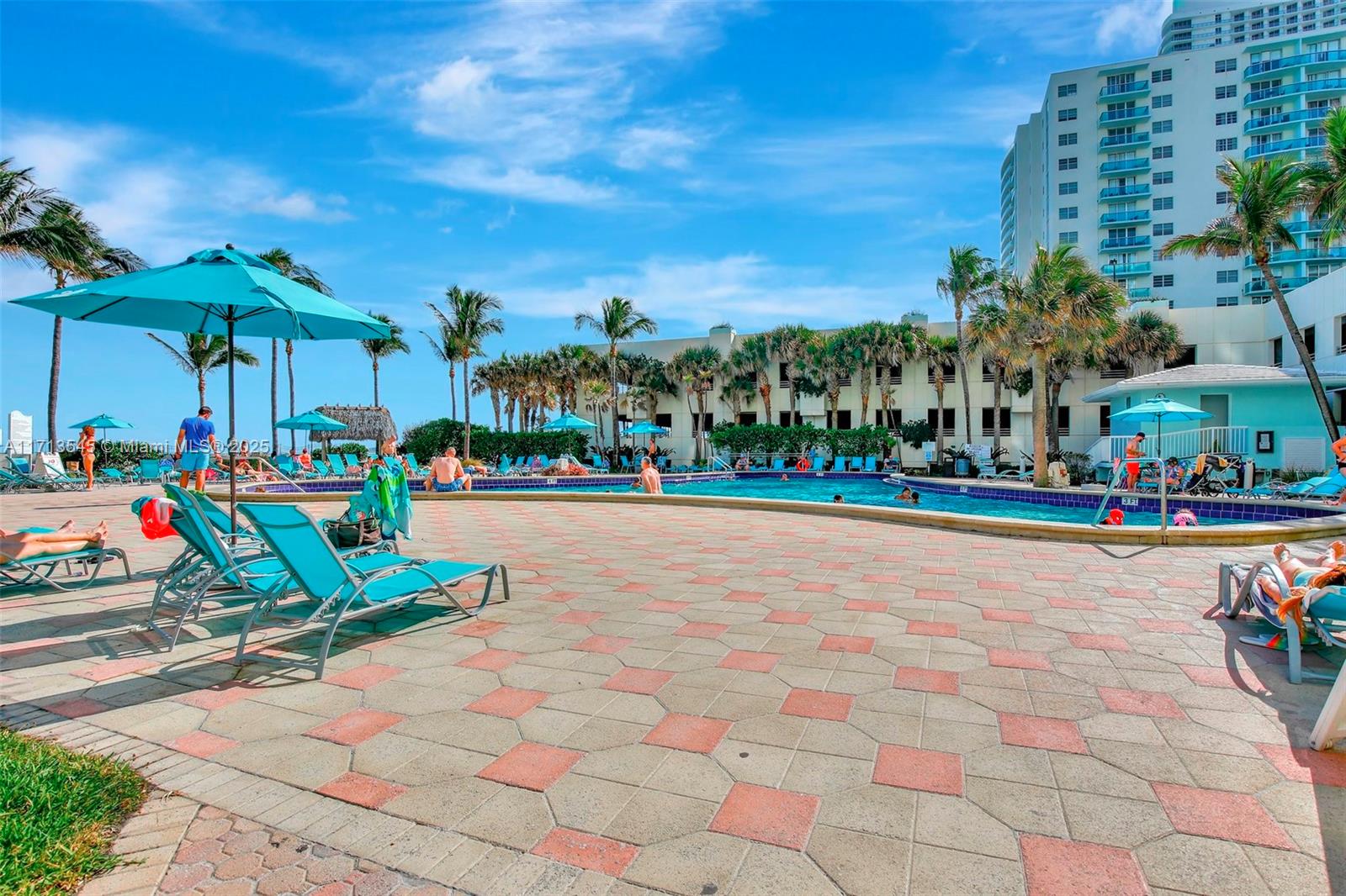 TIDES ON HOLLYWOOD BEACH - Residential