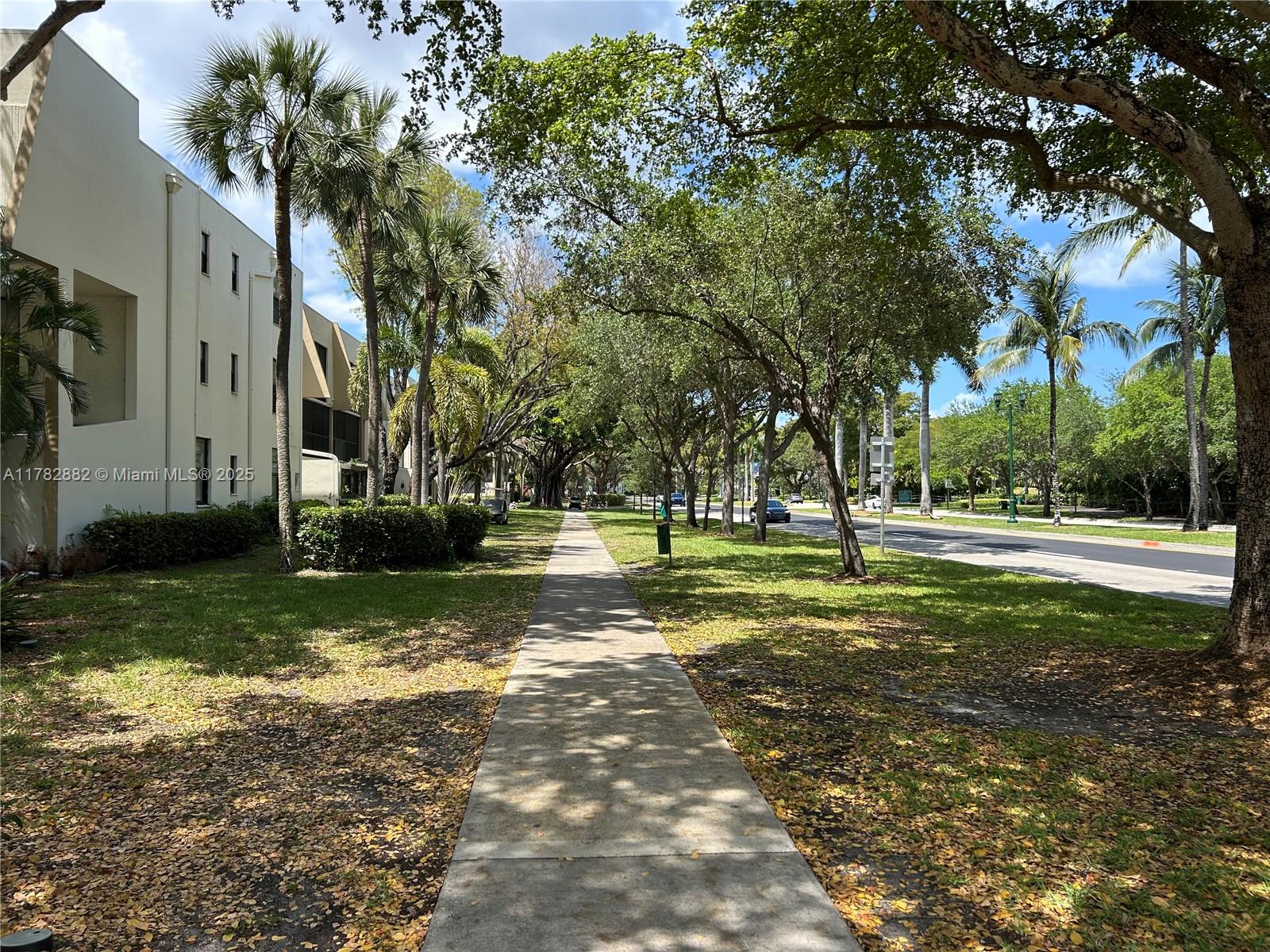 20200 W Country Club Dr 101