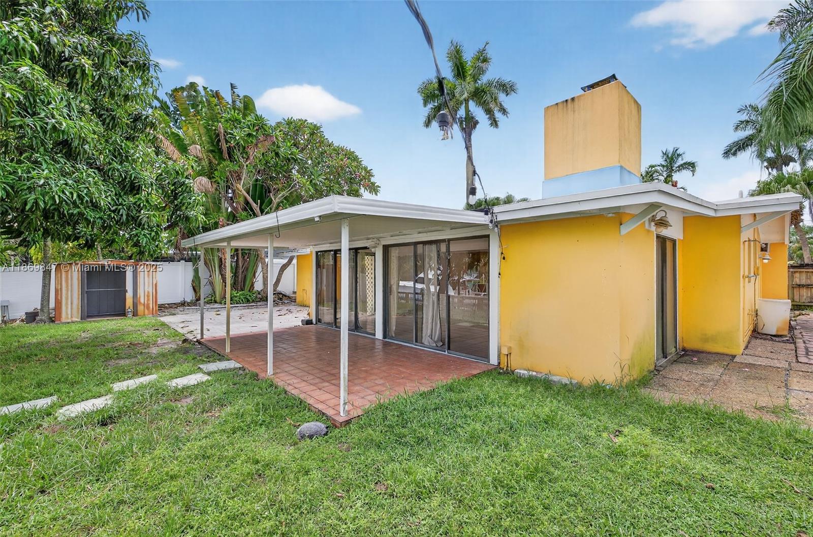 LAUDERDALE ISLES NO 2 - Residential Lease