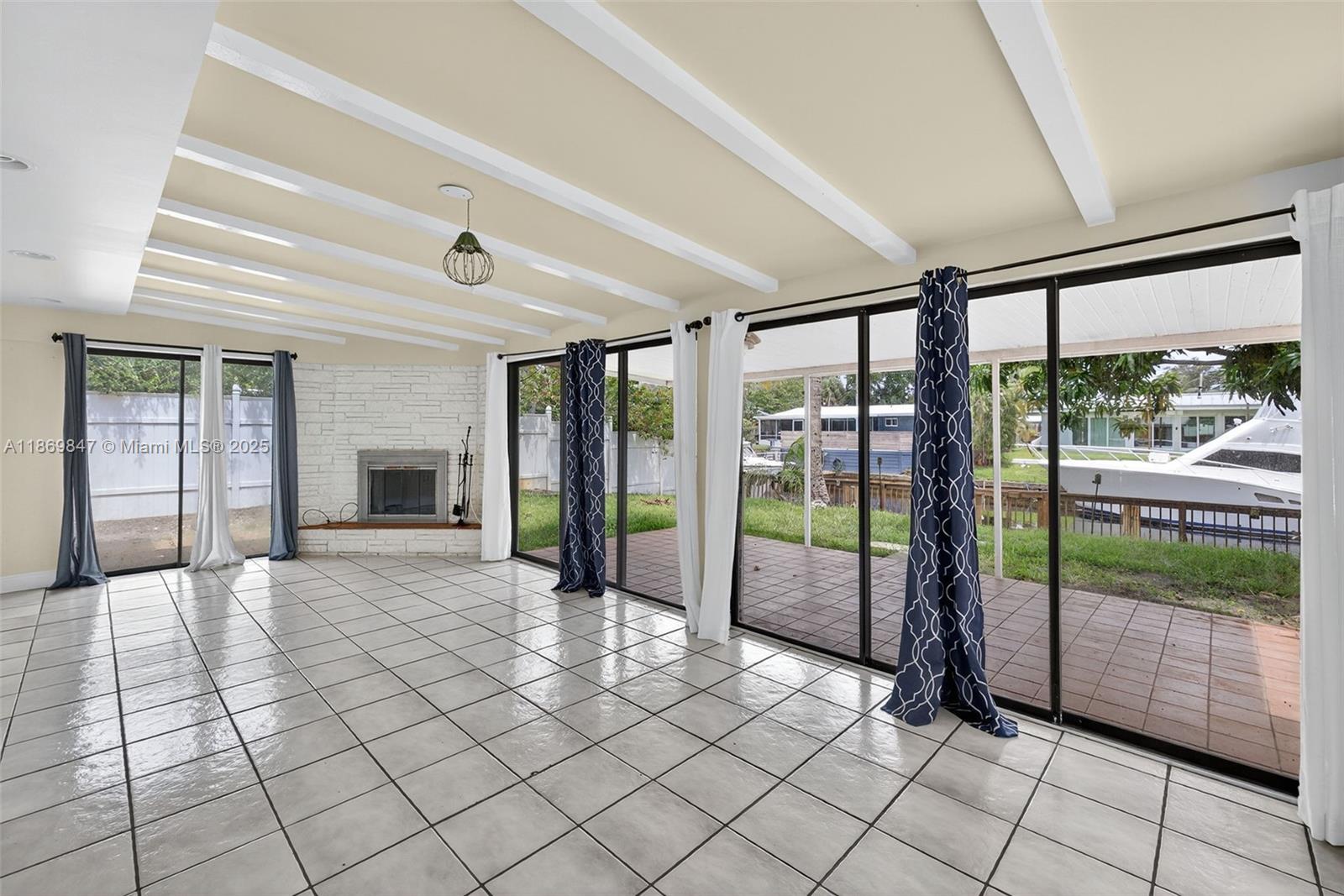 LAUDERDALE ISLES NO 2 - Residential Lease