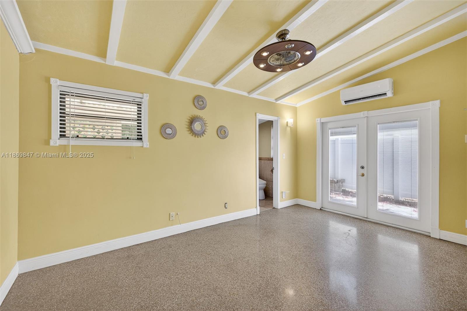 LAUDERDALE ISLES NO 2 - Residential Lease