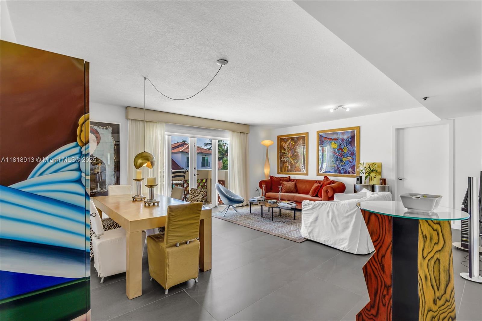 Rental Property at 227 Michigan Ave 304, Miami Beach, Miami-Dade County, Florida - Bedrooms: 2 
Bathrooms: 2  - $4,500 MO.