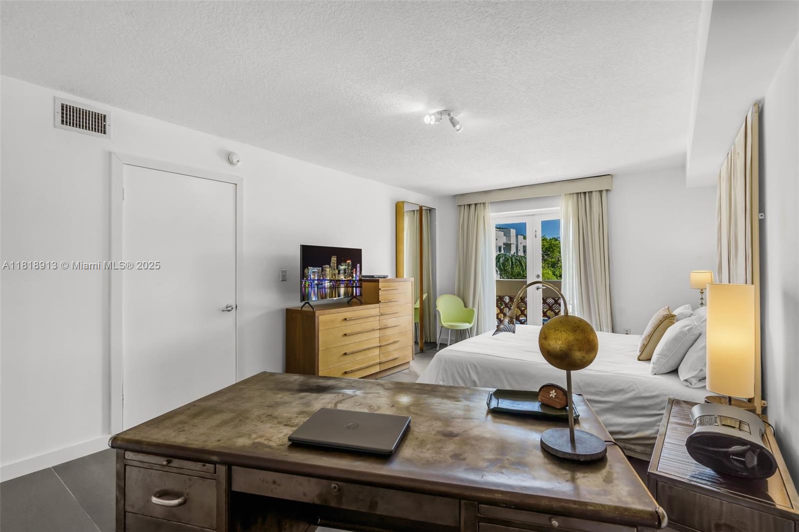 THE AMBASSADORS CONDO - Residential Lease