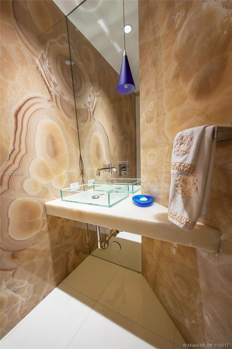 PALAZZO DEL MARE AT FISHE - Residential