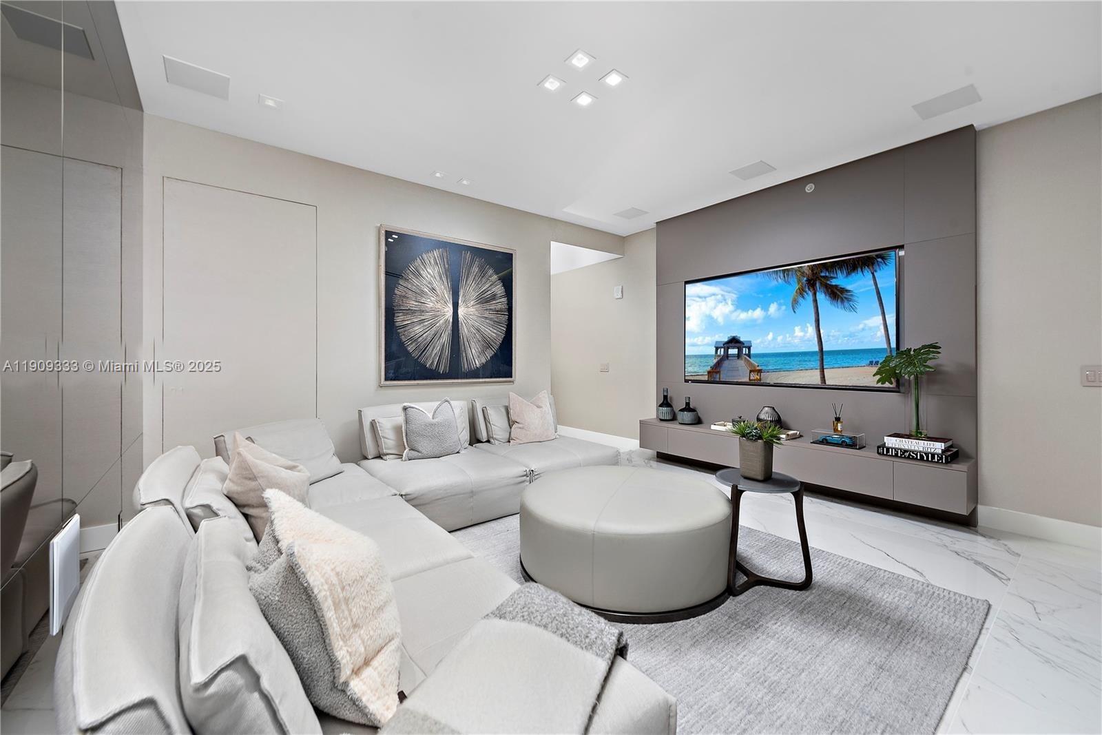 ALTOS DEL MAR NO. 5 - Residential