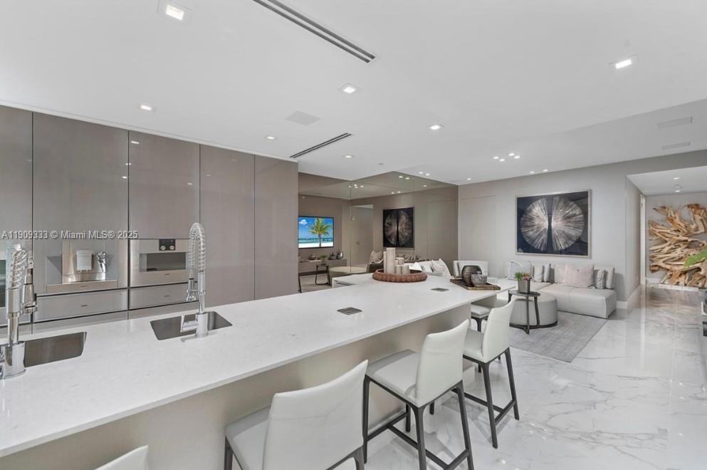 ALTOS DEL MAR NO. 5 - Residential