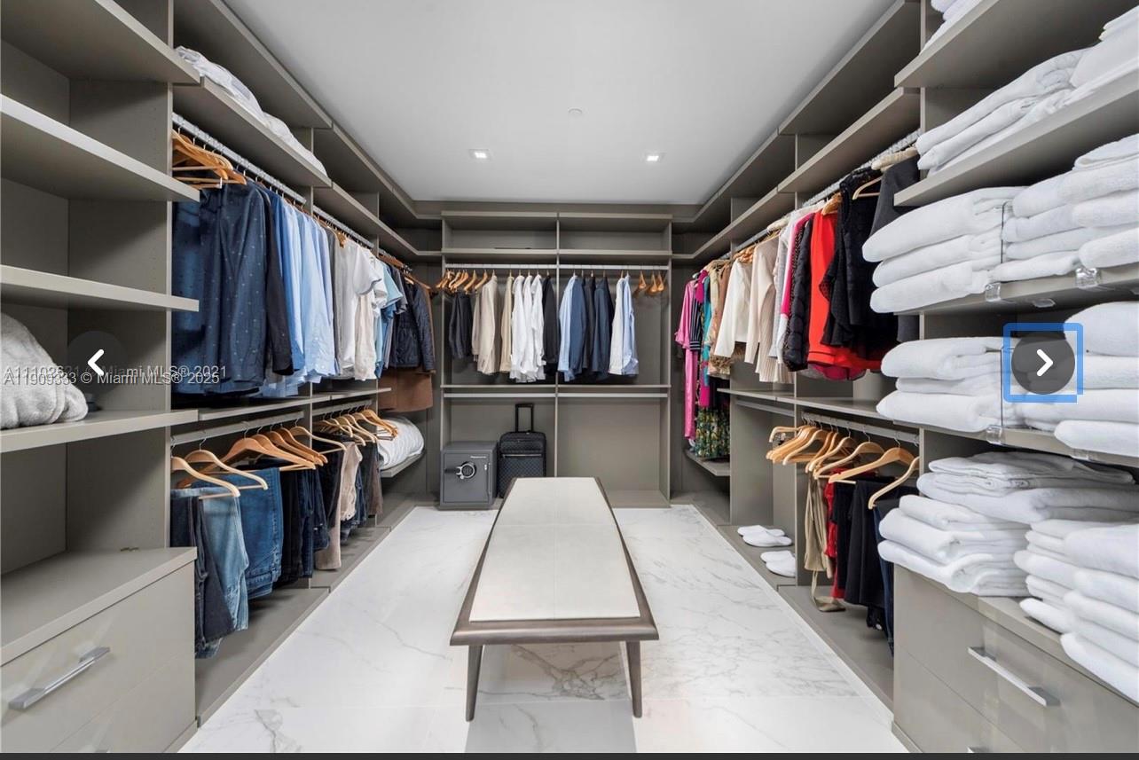 ALTOS DEL MAR NO. 5 - Residential