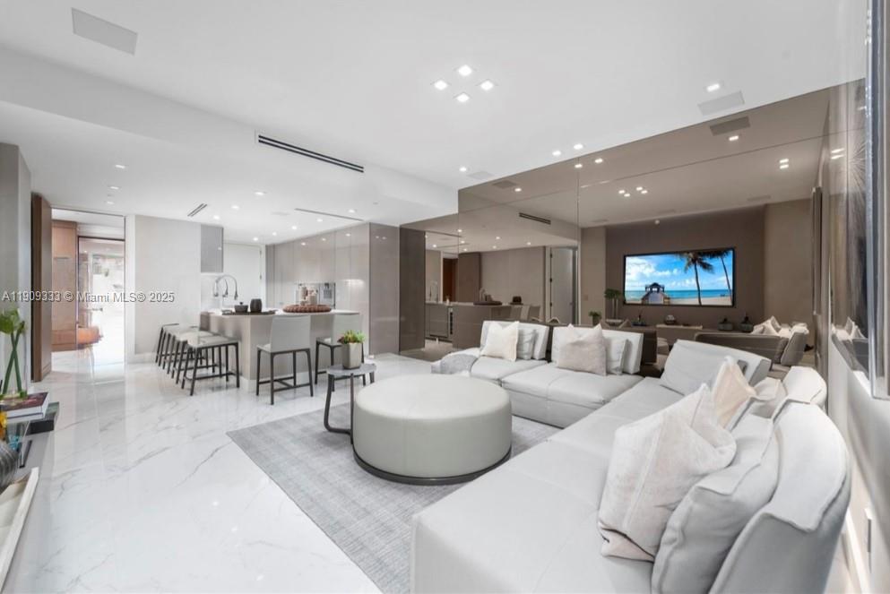 ALTOS DEL MAR NO. 5 - Residential