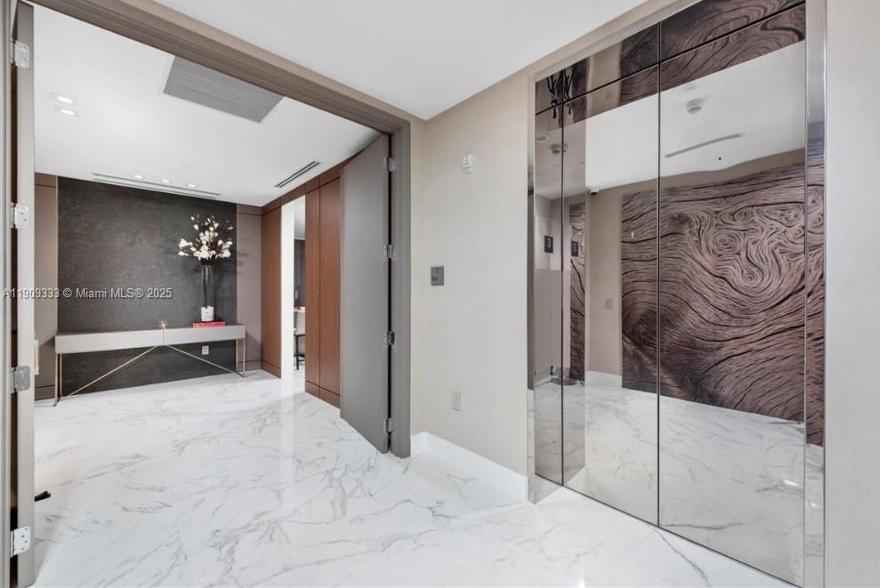 ALTOS DEL MAR NO. 5 - Residential