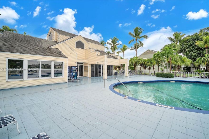 Great investment property or starter home. Currently rented at $2,100. In the Beautiful gated community of Summer Lake over looking the beautiful lake. Amenities include pool, jacuzzi, Tennis Court, Area to Wash cars, Gym, Beautiful club house and much more.