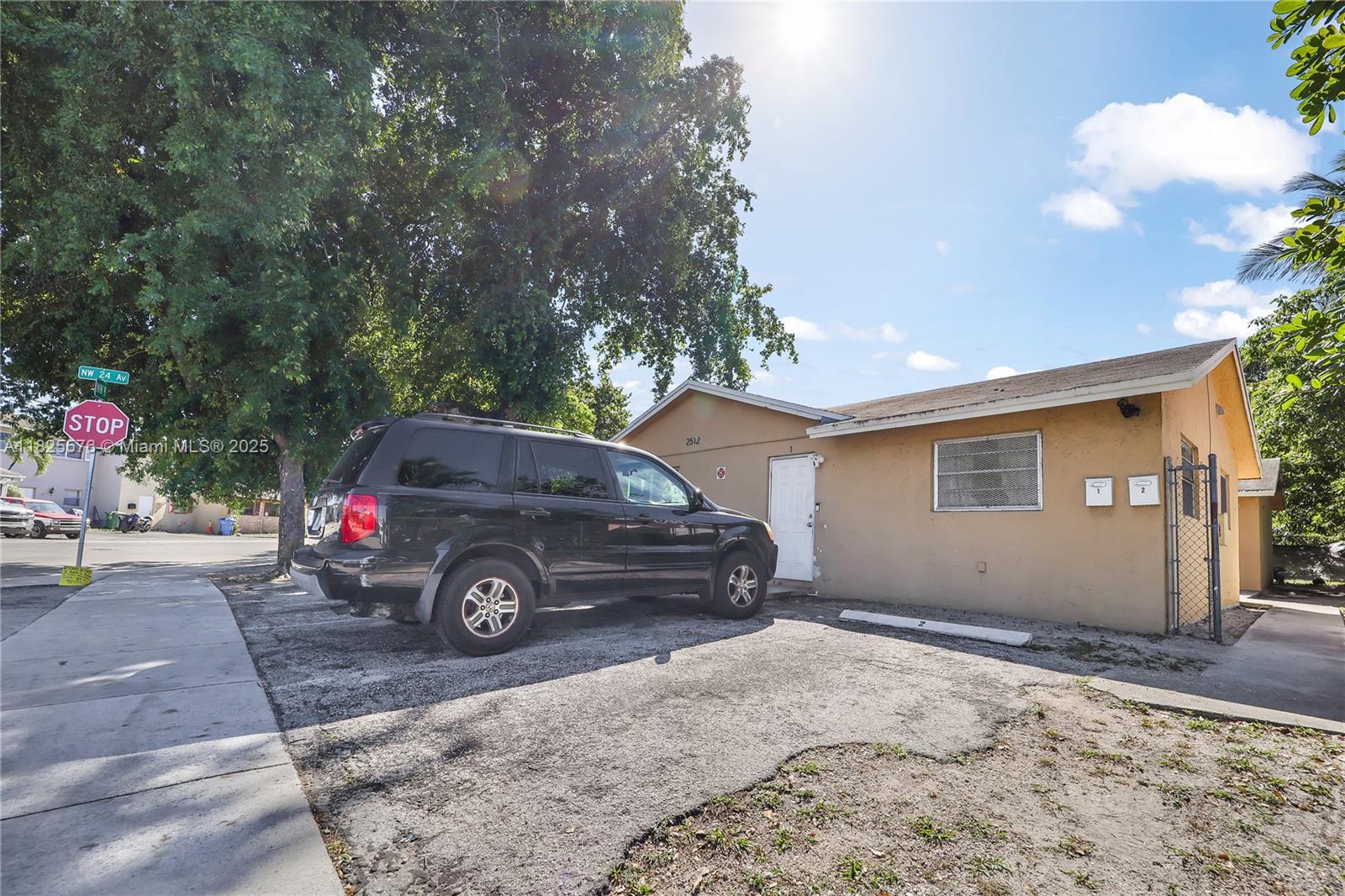 Stunning Renovated Duplex – Income-Generating Opportunity! This completely renovated duplex is the largest in the area, offering unmatched space and potential. The property boasts two modern, open-floor-plan units: Unit 1: 3 bedrooms, 2 bathrooms- $2,600 Unit 2: 2 bedrooms, 1 bathroom- $1,850 Located in an up-and-coming neighborhood, this gem is a true "milking cow," generating $4,450/month in rental income with the potential for even higher rents. The property features stylish finishes, thoughtfully designed living spaces, and significant upgrades throughout. Whether you're a savvy investor or looking for a home with income potential, this is your chance to own the crown jewel of the area. Don't miss out on this rare opportunity—schedule your showing today!