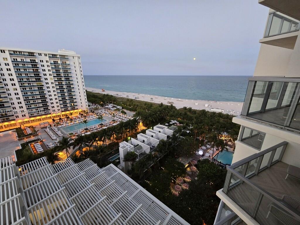 2201 COLLINS AVE CONDO - Residential