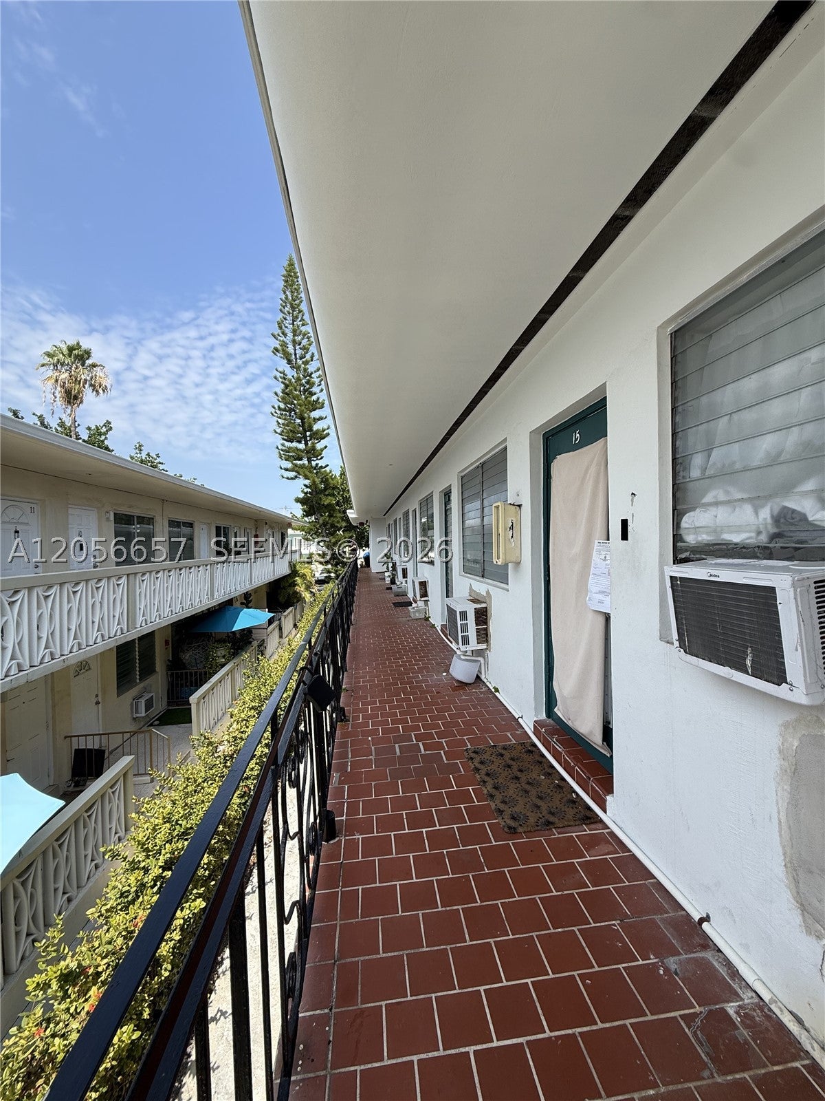 934 Meridian Ave