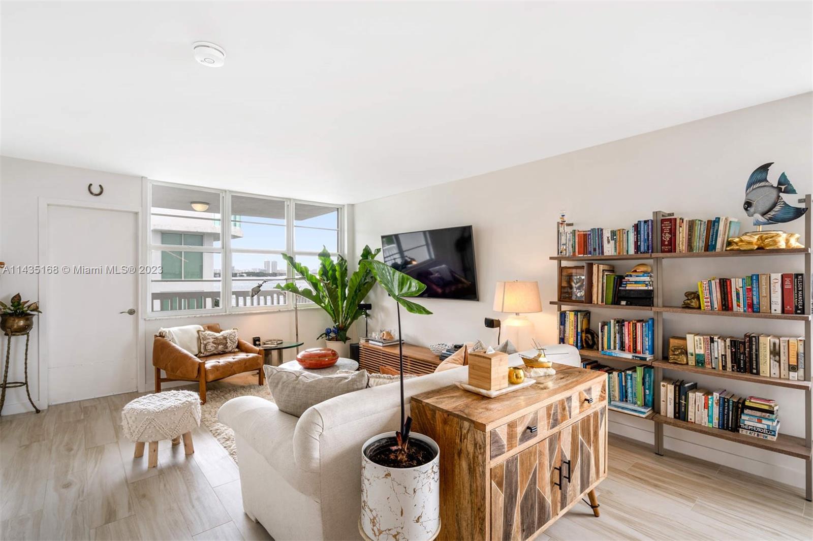 VILLA BAY VISTA CONDO - Residential