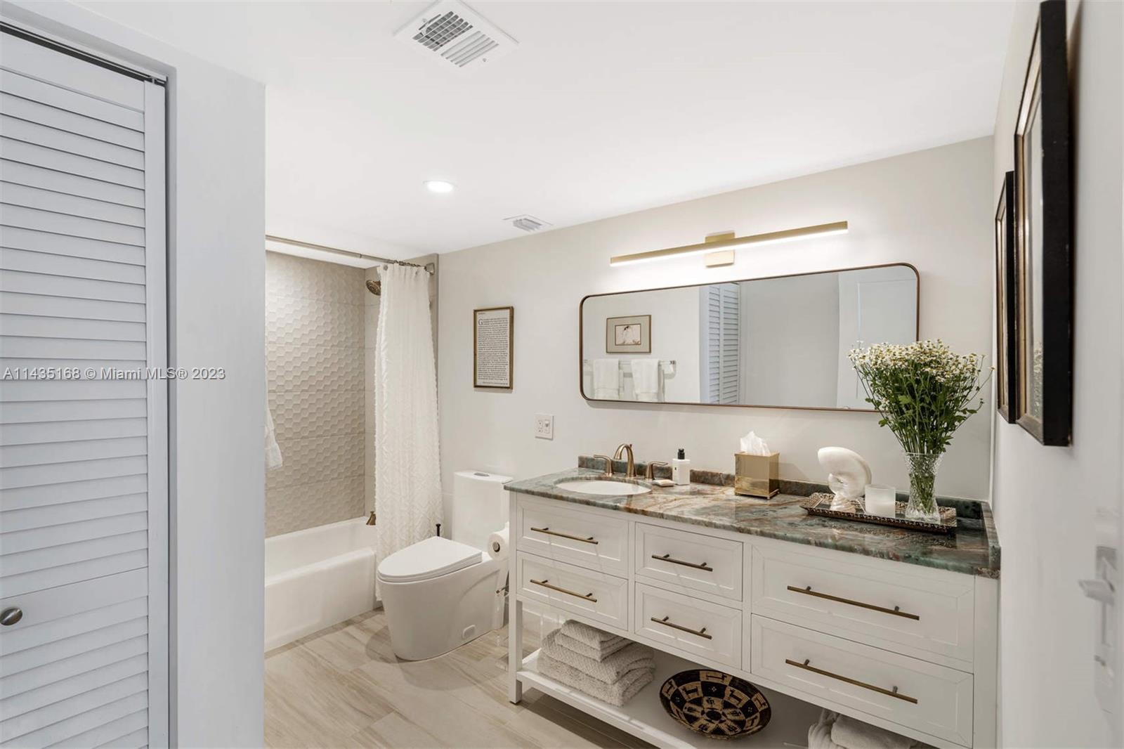 VILLA BAY VISTA CONDO - Residential