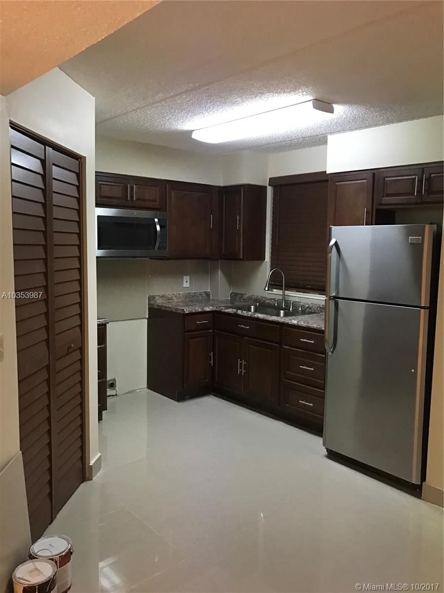 Spectacular remodeled apartment in Mirassou. This unit has a 2 bedroom 2 bathroom with 1004 sq ft of living space. Apartment has been remodeled completely, AC is brand new, water heater is brand new, stainless steel appliances are brand new. Don't miss the opportunity to live in a desirable gate community located close to country Club. Submit offer with credit report, pay stubs, background check & rental application. Hurry & schedule your appointment today!