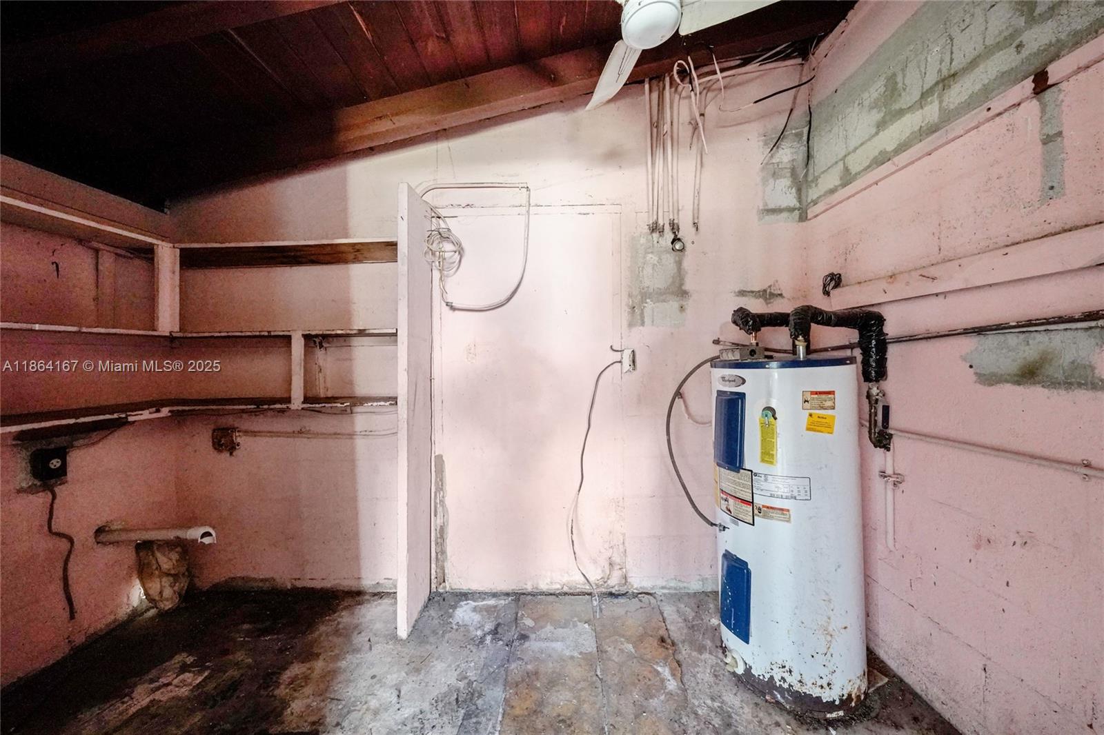 LAKE LUCERNE SEC 3 - Residential