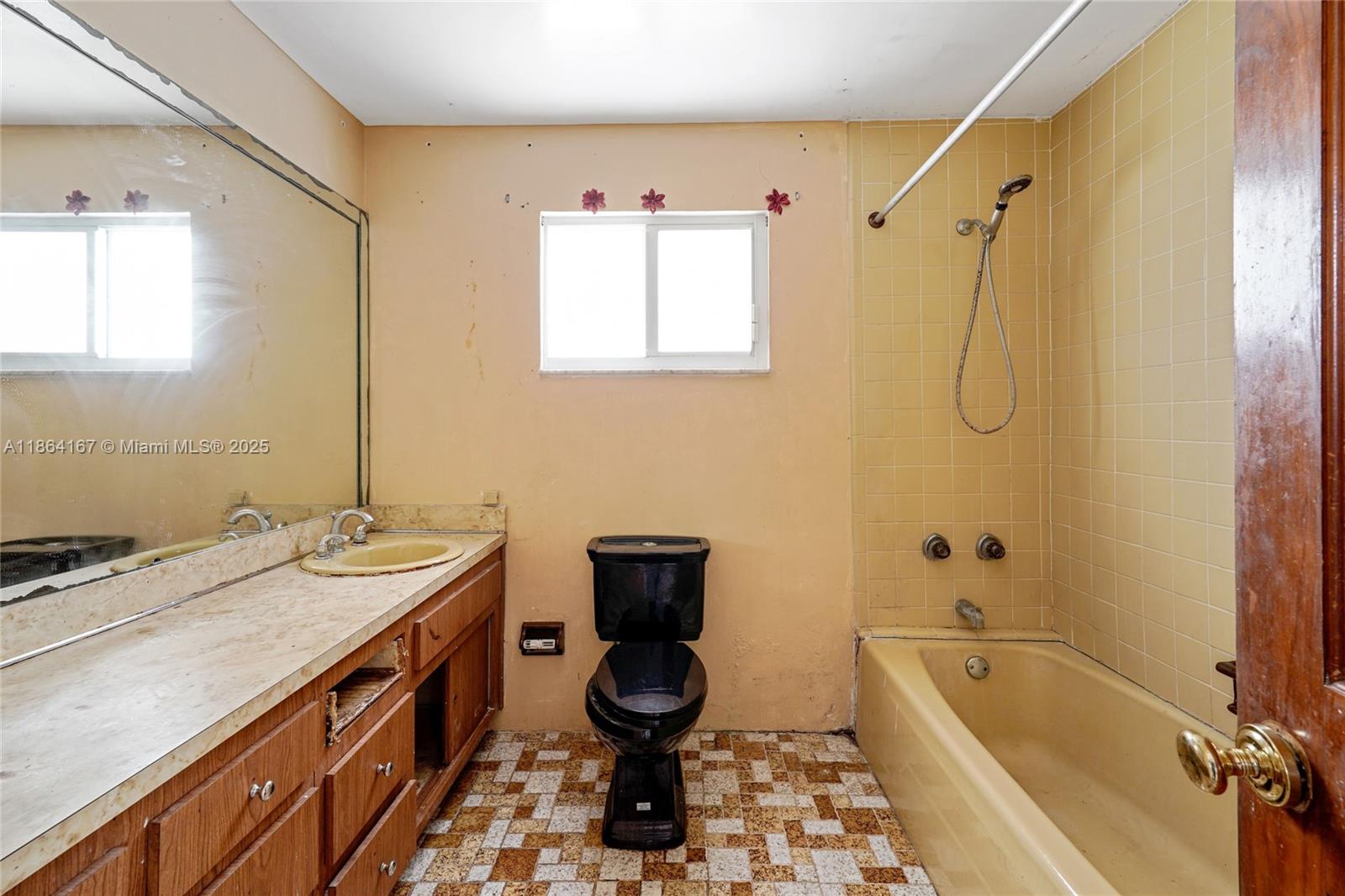 LAKE LUCERNE SEC 3 - Residential