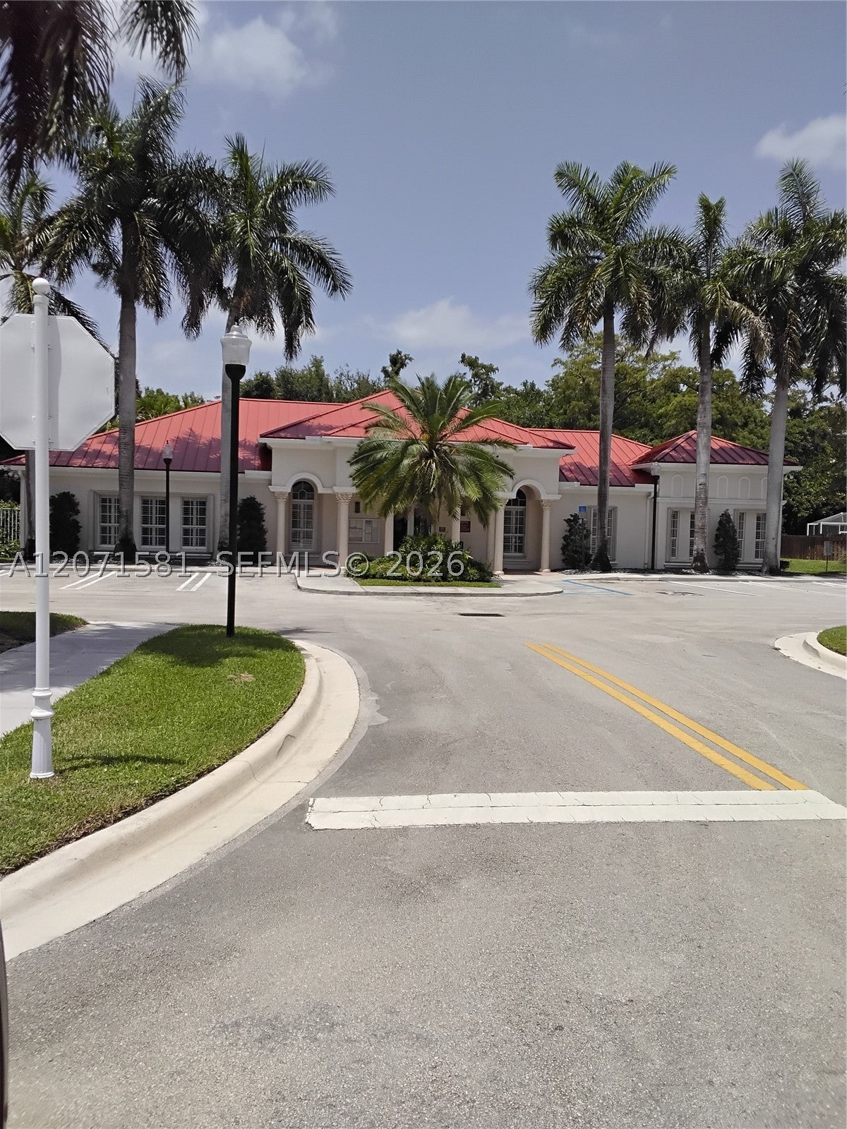 3642 Asperwood Cir, Coconut Creek, FL, 33073/$490,000 3 3642 Asperwood Cir