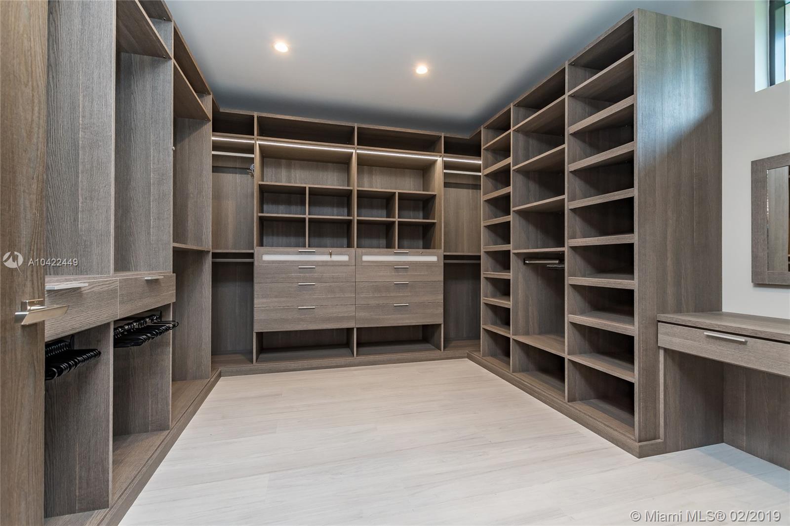 THE ELYSIUM - Residential