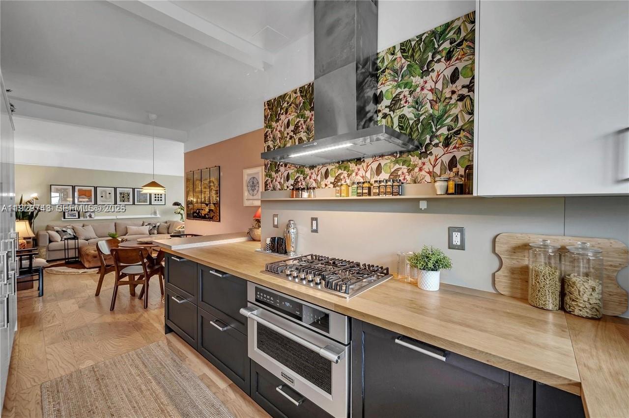 SHERITA CONDO - Residential Lease