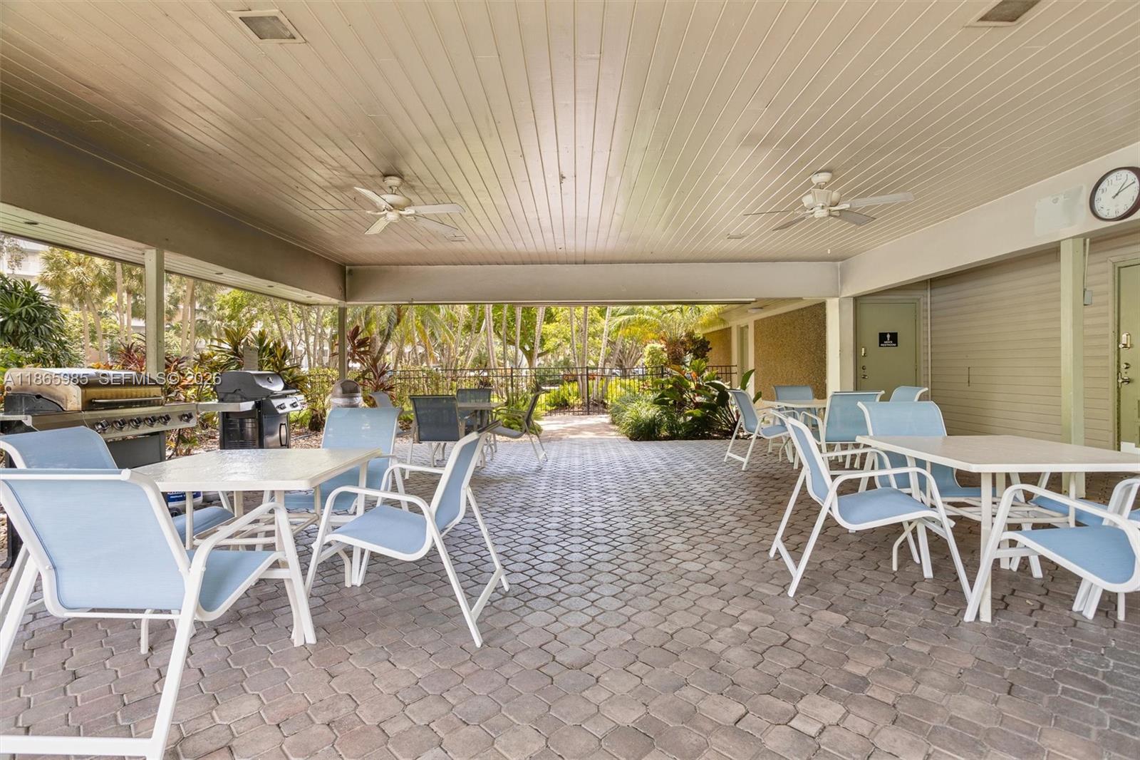 NO 42 PALM-AIRE COUNTRY C - Residential