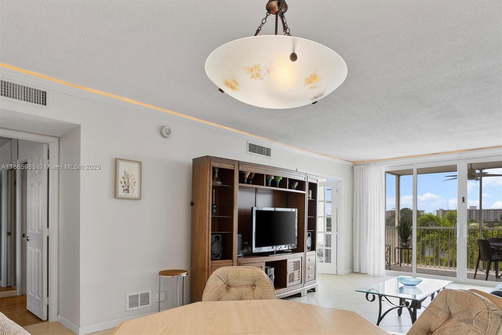 NO 42 PALM-AIRE COUNTRY C - Residential