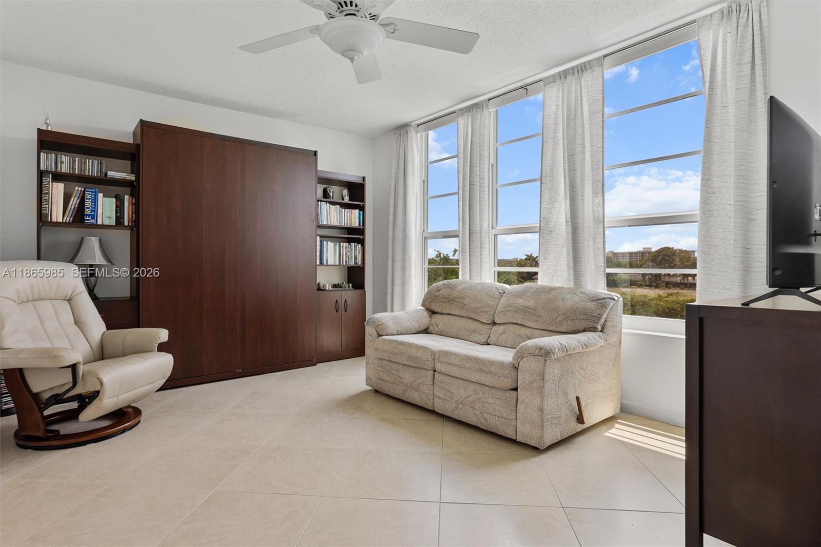 NO 42 PALM-AIRE COUNTRY C - Residential