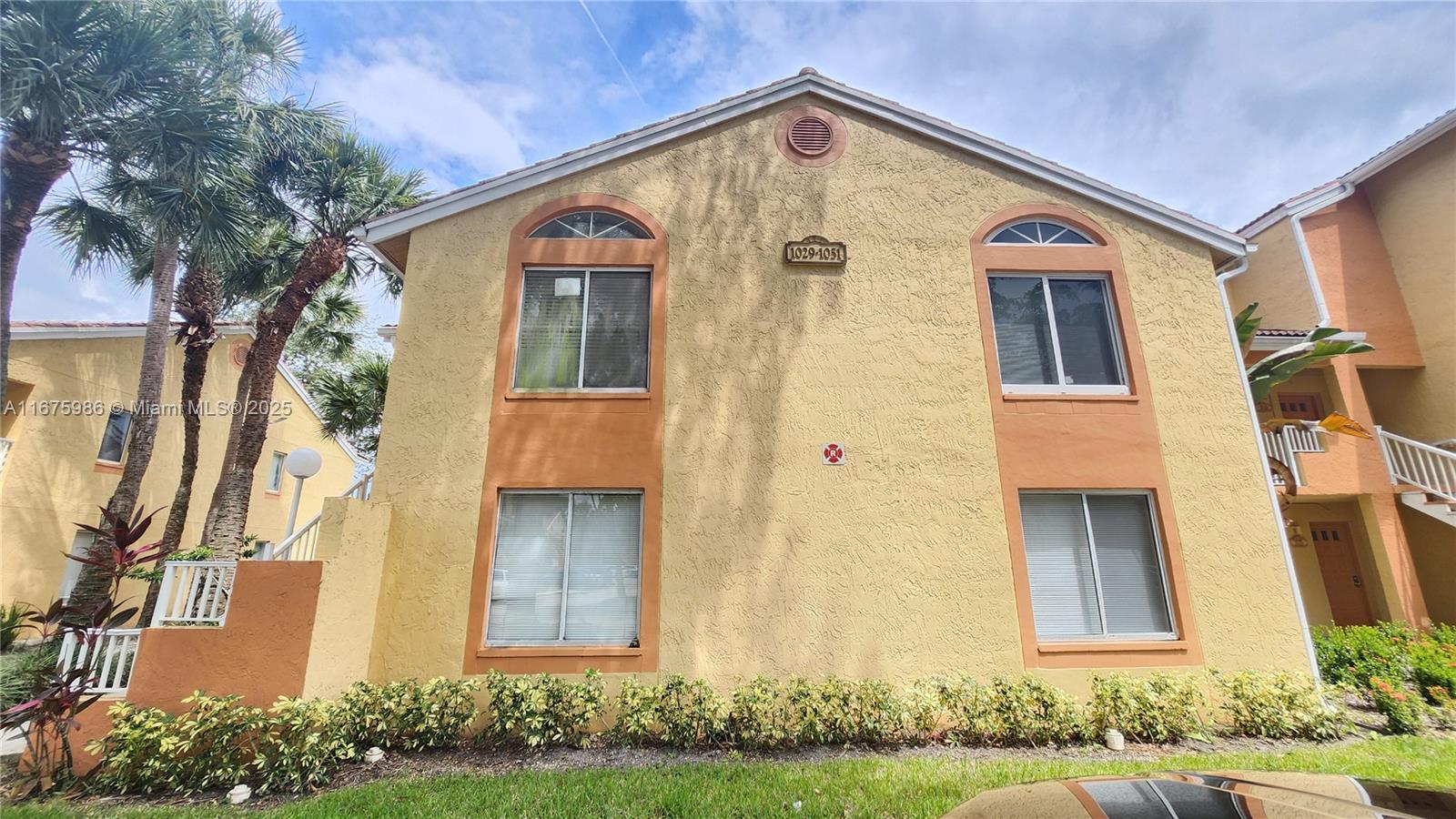 Property for Sale at 1029 Coral Club Dr 1029, Coral Springs, Broward County, Florida - Bedrooms: 2 
Bathrooms: 2  - $224,900